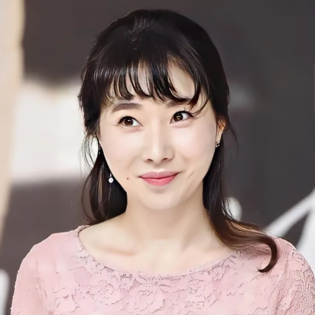 Hwang Young-Hee