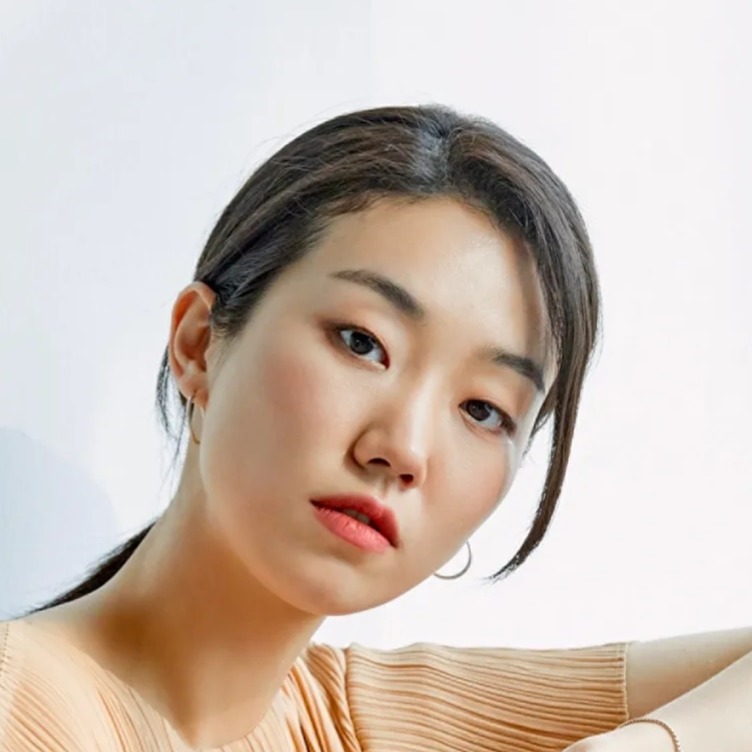 Lee Joo-Young