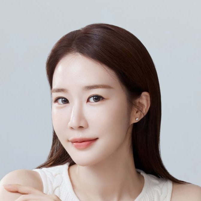 Yoo In-Na